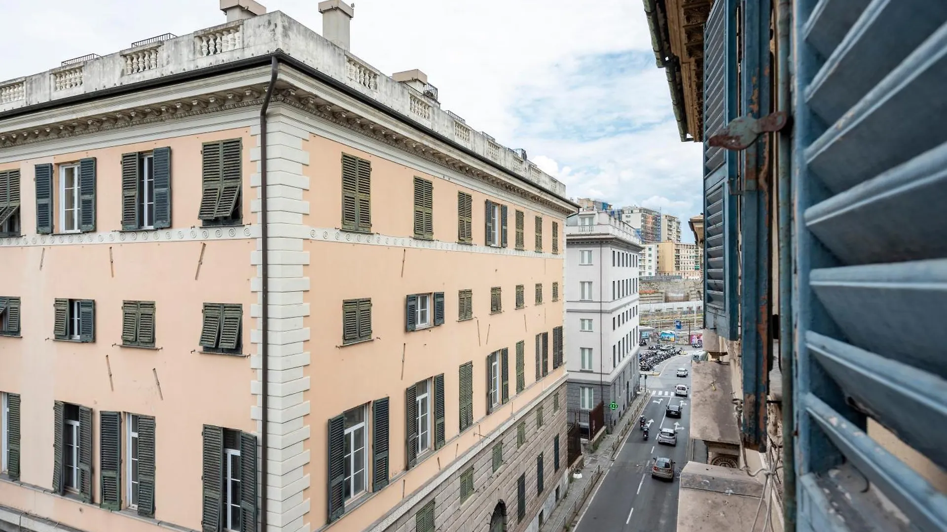 Wonderful Flat - Historic Center - Happy Rentals Genoa Apartment